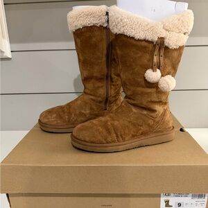 UGG Women's Brown Shearling Winter Boots